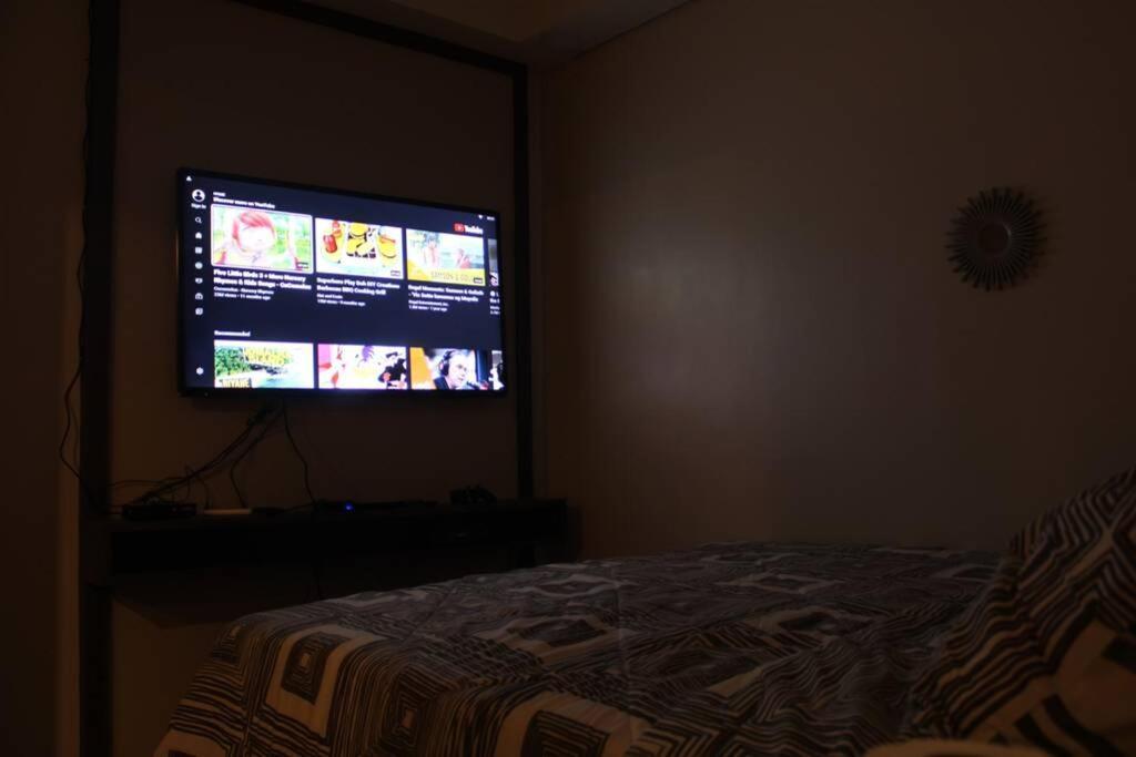 A2J Luxury Bgc Balcony Suite Near Sm Aura Taguig مانيلا المظهر الخارجي الصورة